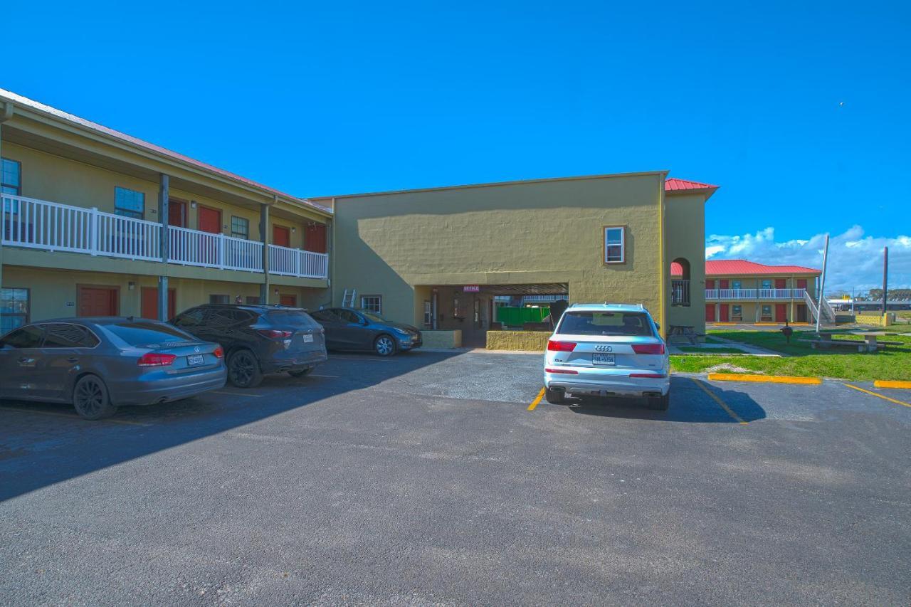 Days Inn By Wyndham Aransas Pass Exterior foto